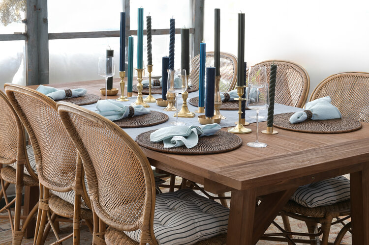 Round  Rattan Placemat in Antique Brown