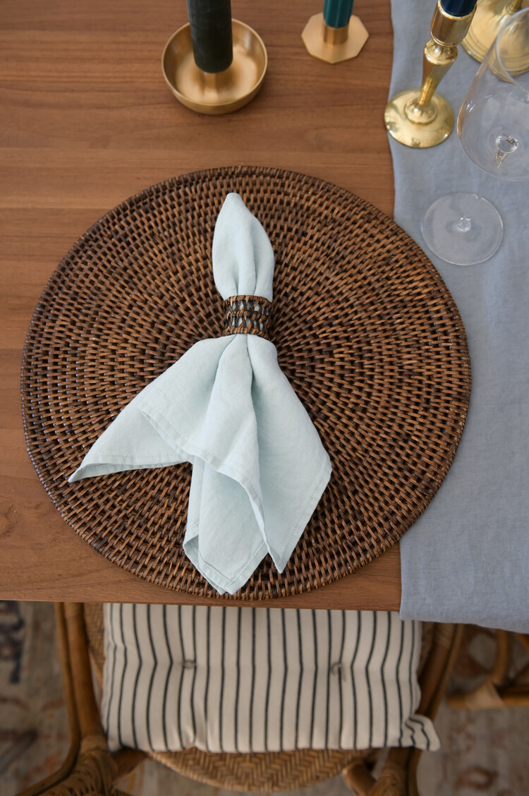 Round  Rattan Placemat in Antique Brown