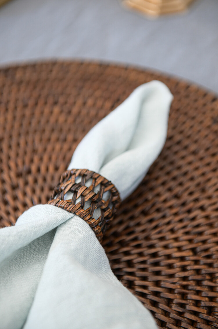 Round  Rattan Placemat in Antique Brown