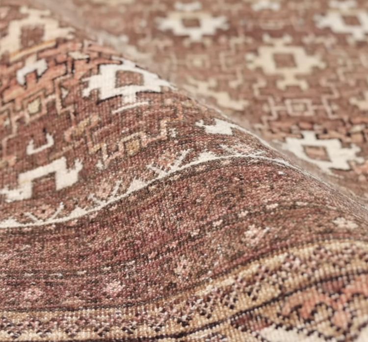 Someplace in Time Hand-Knotted Wool Rug Lovas