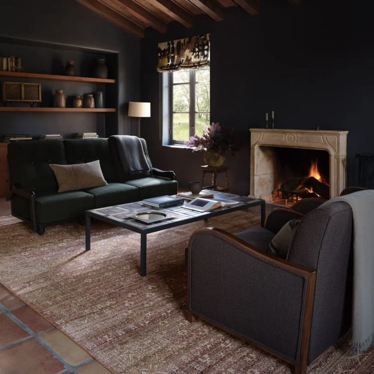 Someplace in Time Hand-Knotted Wool Rug Lovas