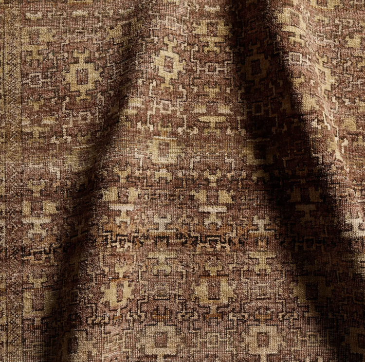 Someplace in Time Hand-Knotted Wool Rug Lovas