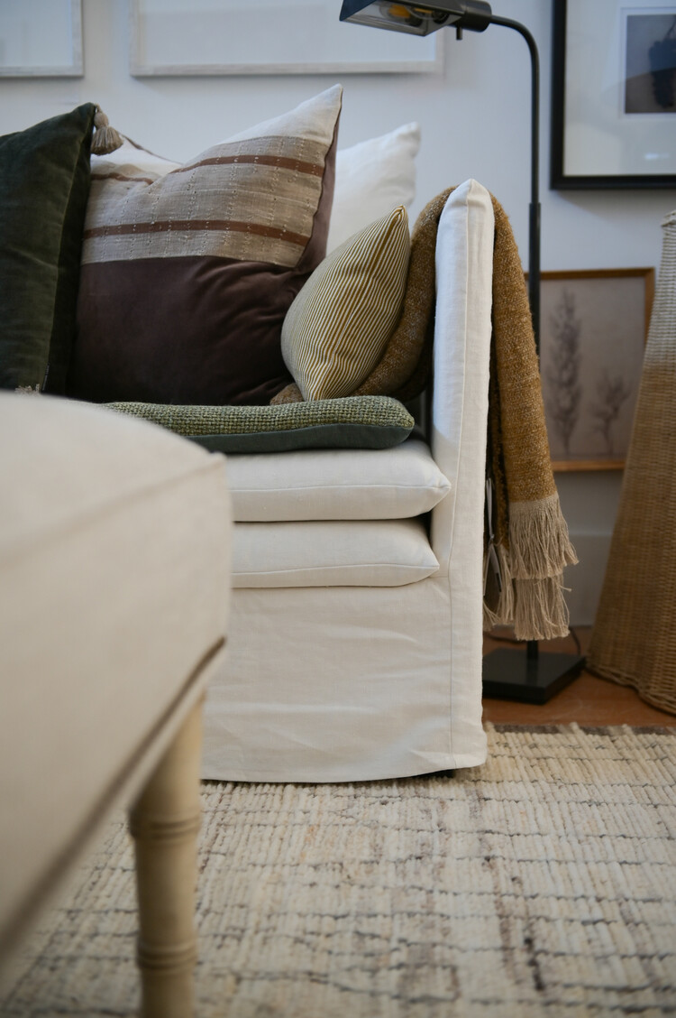 Kazben Atalaya Hand-Knotted Wool Rug