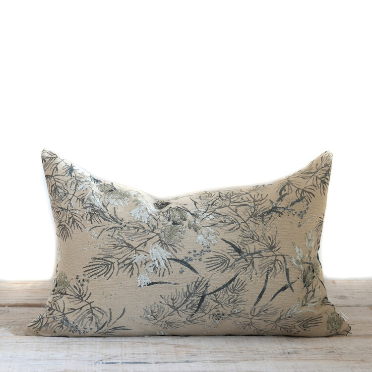 Kelly Ventura Meadow Shell Woven Cushion
