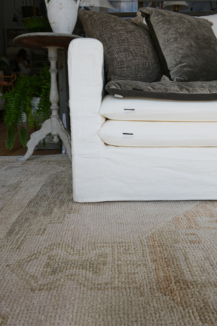 Sevak Hand-Knotted Wool Rug