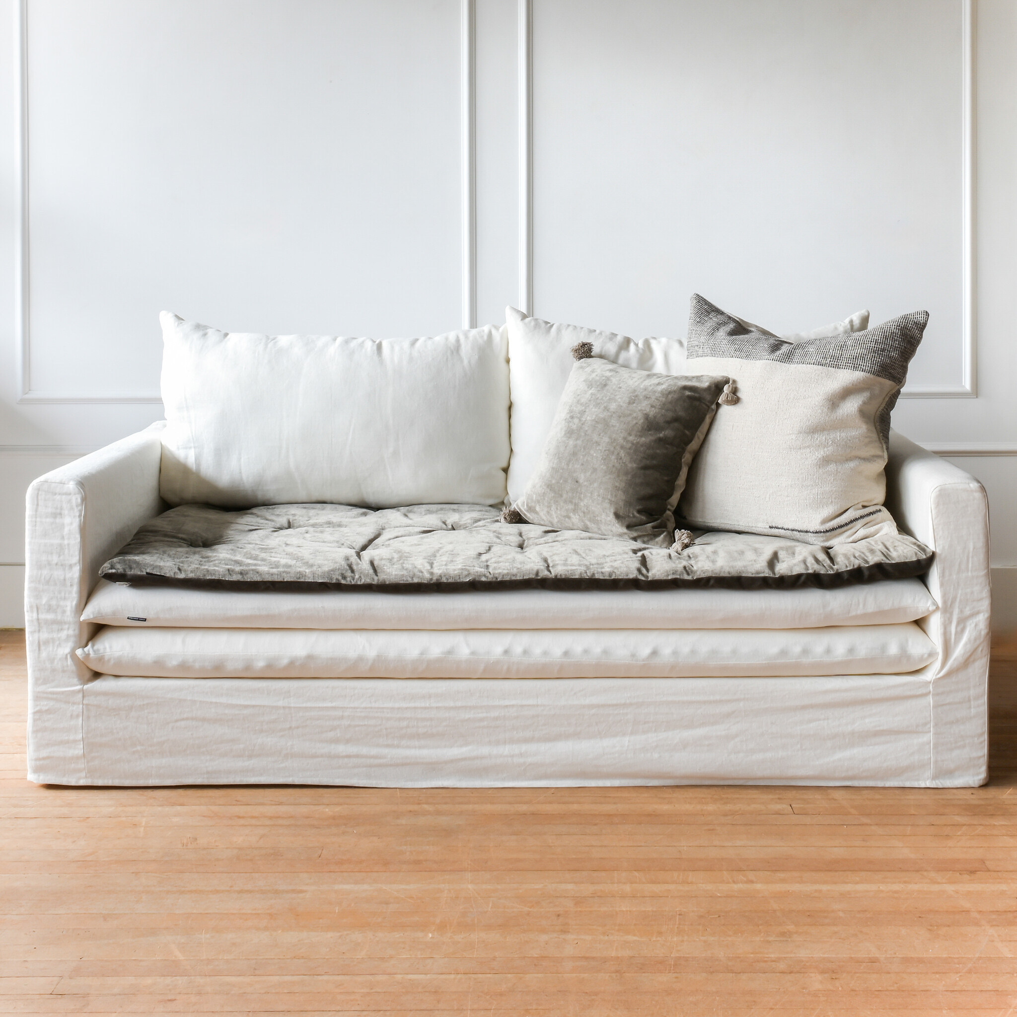How to Choose the Perfect Sofa: A Complete Sofa Buying Guide - Gild & Co.