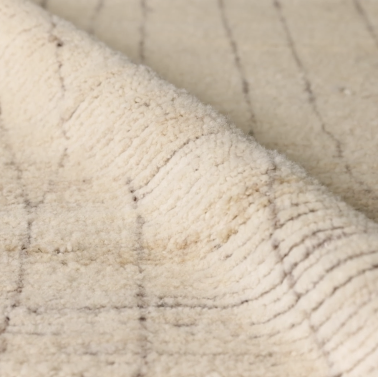 San Miguel Hand-Knotted Wool Rug in Umber
