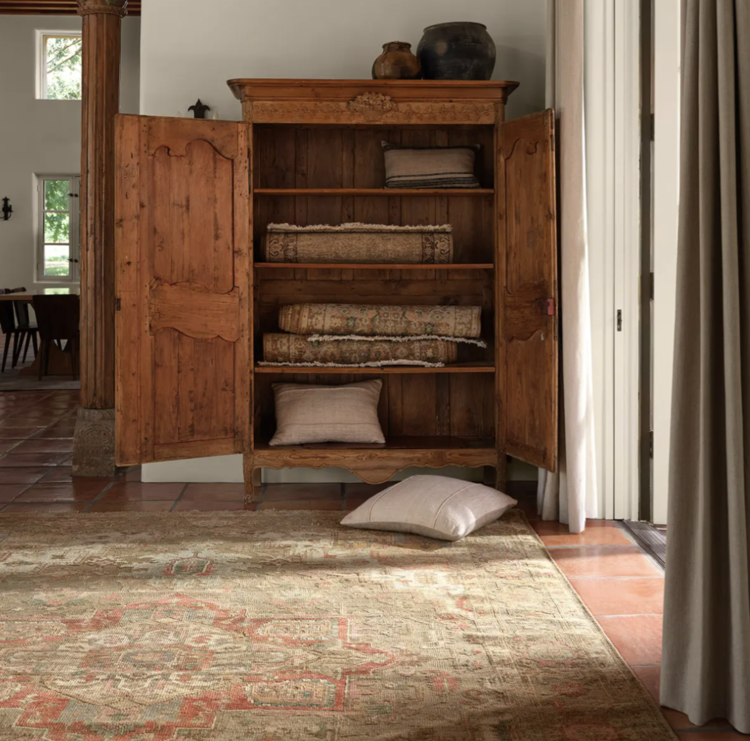 Cicek Hand-Knotted Wool Rug