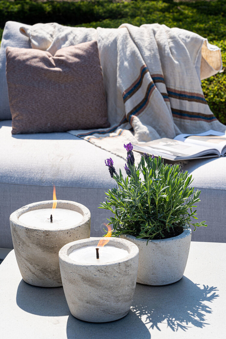 Outdoor Candle Neutral Small with Lid