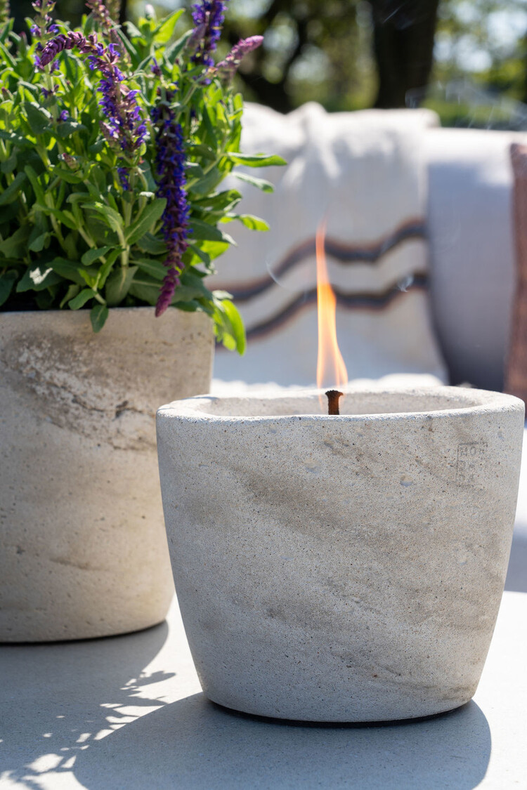 Mon Dada Outdoor Candle Neutral Small with Lid