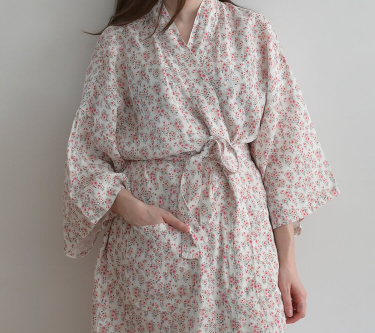Linge Particulier French Linen Kimono Robe
