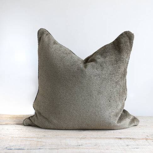 Beverly Linen Cushion in Écorce
