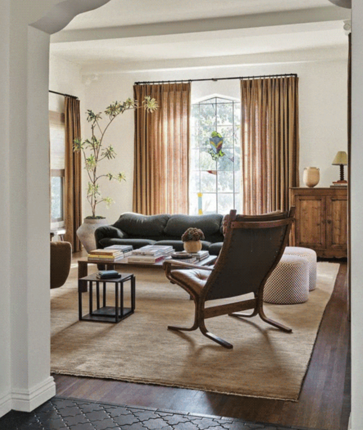 Saga Hand-Knotted Wool Rug (multiple colours)