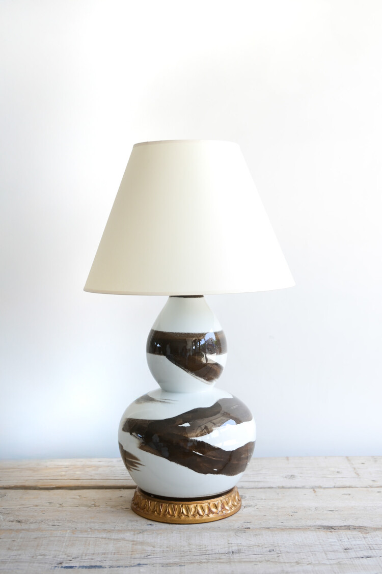 Brushstroke Lamp in Brown
