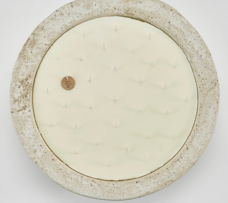 Mon Dada Urban Round Extra-Extra Large Candle