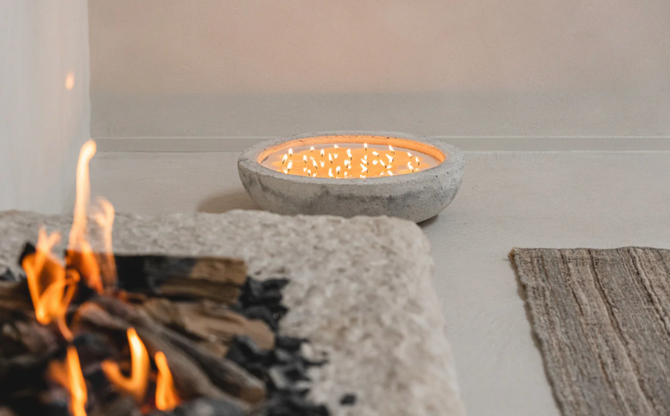 Urban Round Extra-Extra Large Candle