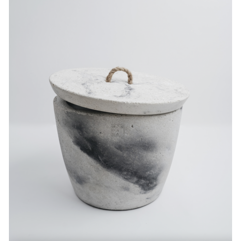 Outdoor Neutral Candle Extra-Large with Lid