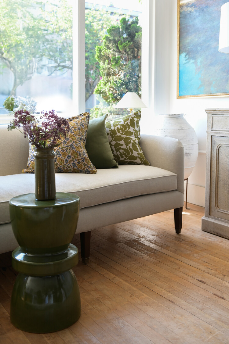 Flores Moss linen cushion 20x20