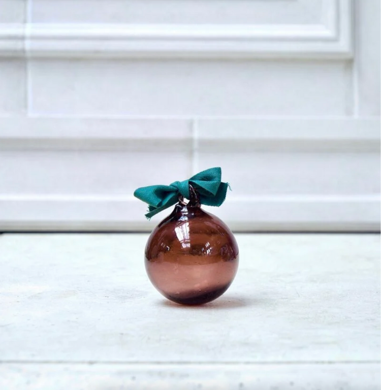 Framboise Glass Ball