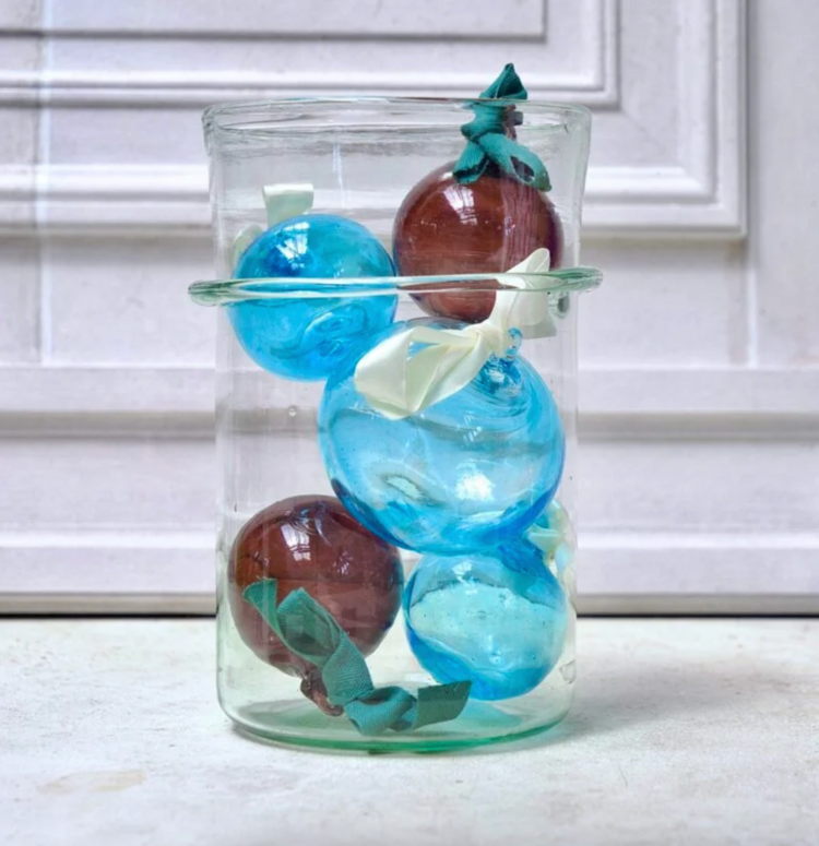 Framboise Glass Ball