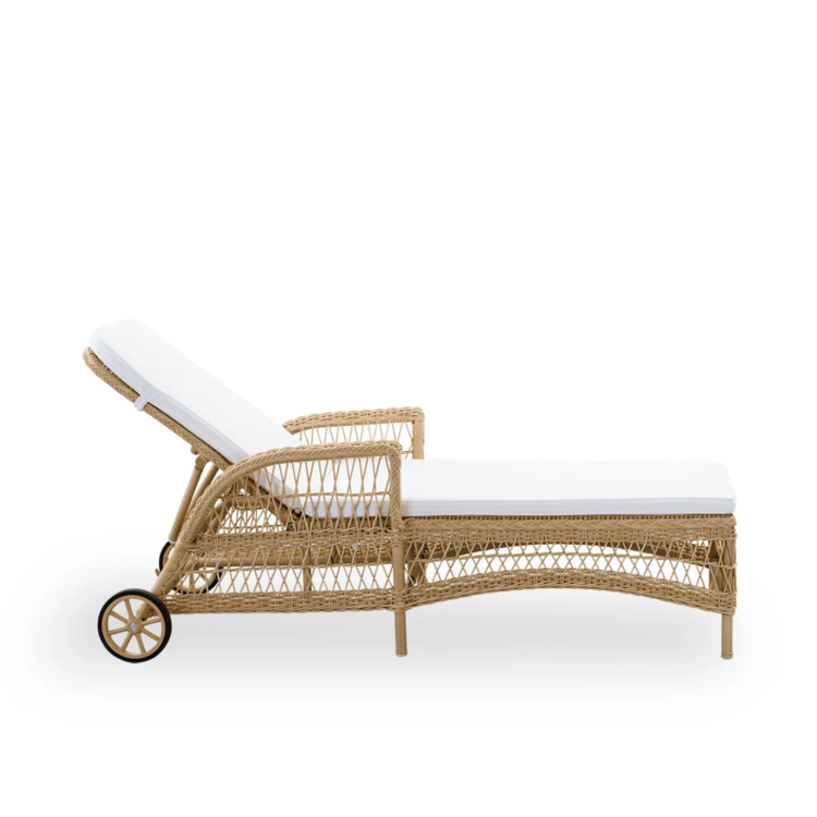 Daisy Outdoor Sunbed with Cushion