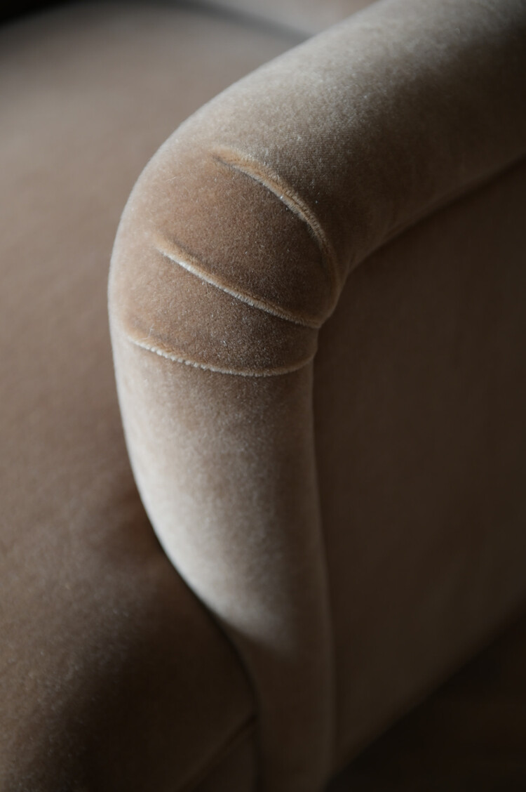 Gild & Co. Cotswolds Chair in Caramel Mohair