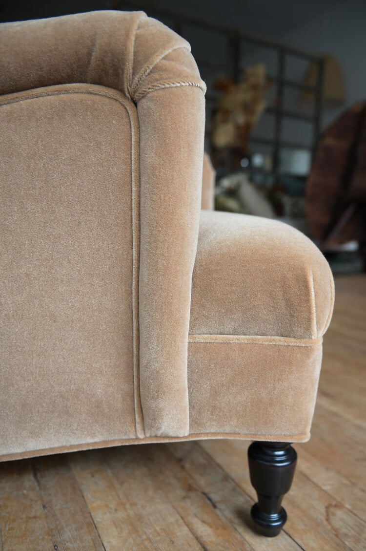Cotswolds Chair in Mohair