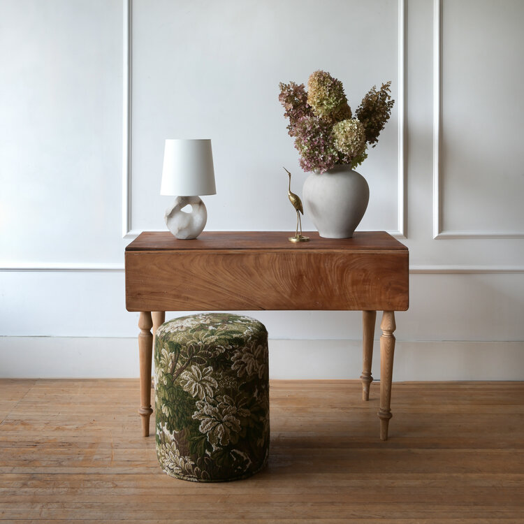 Antique Antique Drop-Leaf Pembrokeshire Table