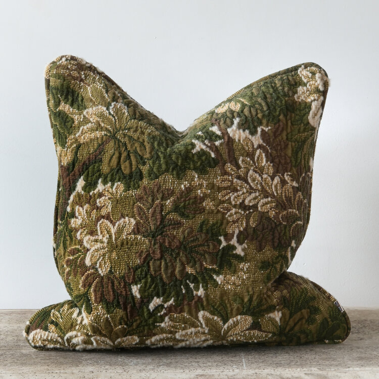 Scalamandré Ridge Edge Cushion