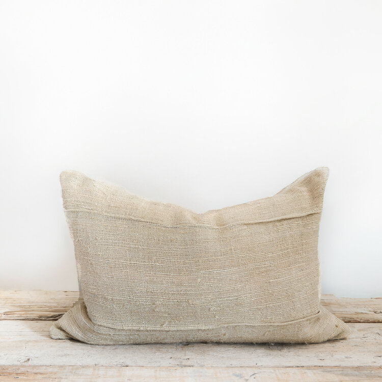 Emmer Lumbar Cushion