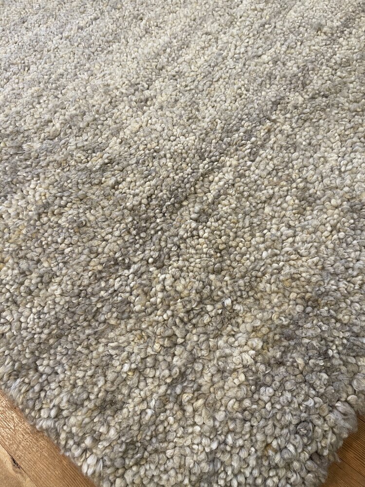 Boucler Hand-Knotted Rug Eivor 8' x 10' (showroom clearance)