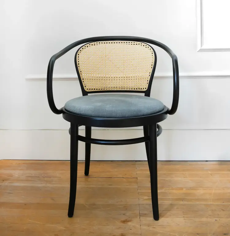 Bentwood Round Arm Chair