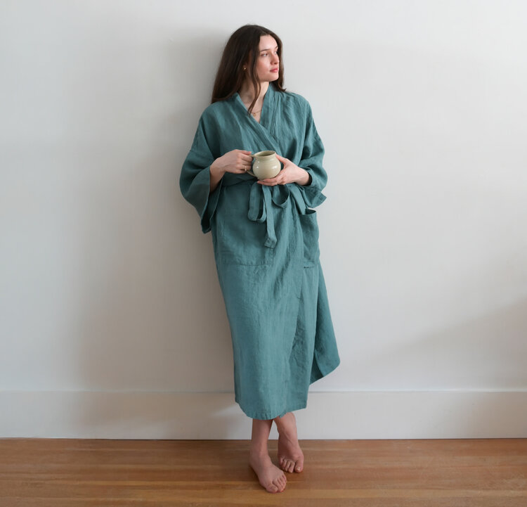 Linge Particulier French Linen Kimono Robe