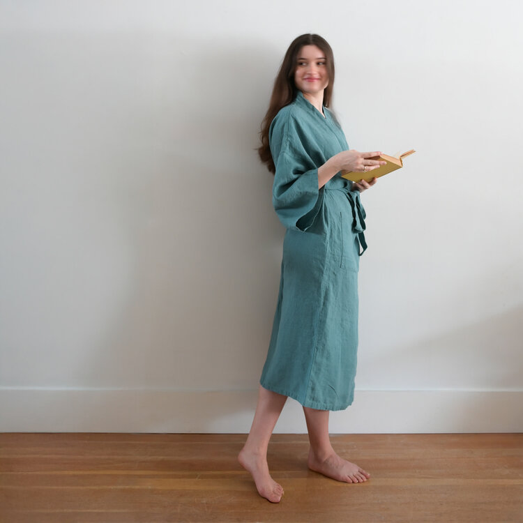 Linge Particulier French Linen Kimono Robe