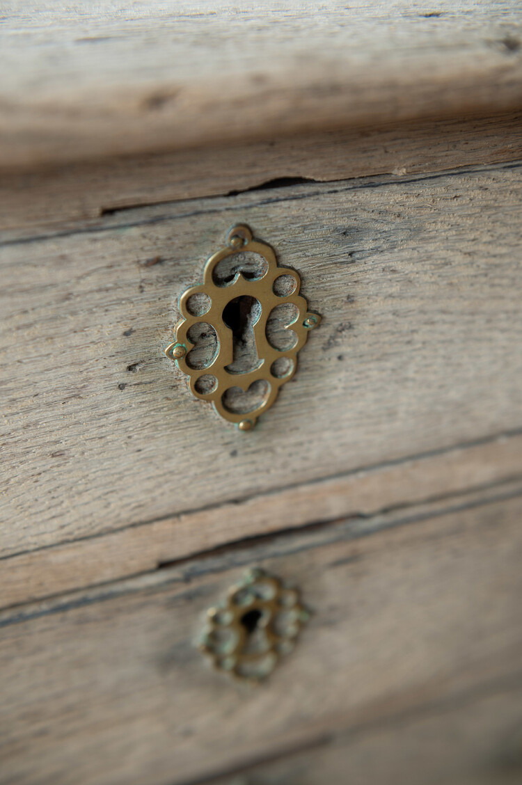 Antique Chest of Drawers, UK, 19th Century