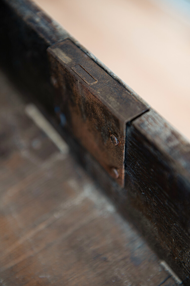Antique Chest of Drawers, UK, 19th Century
