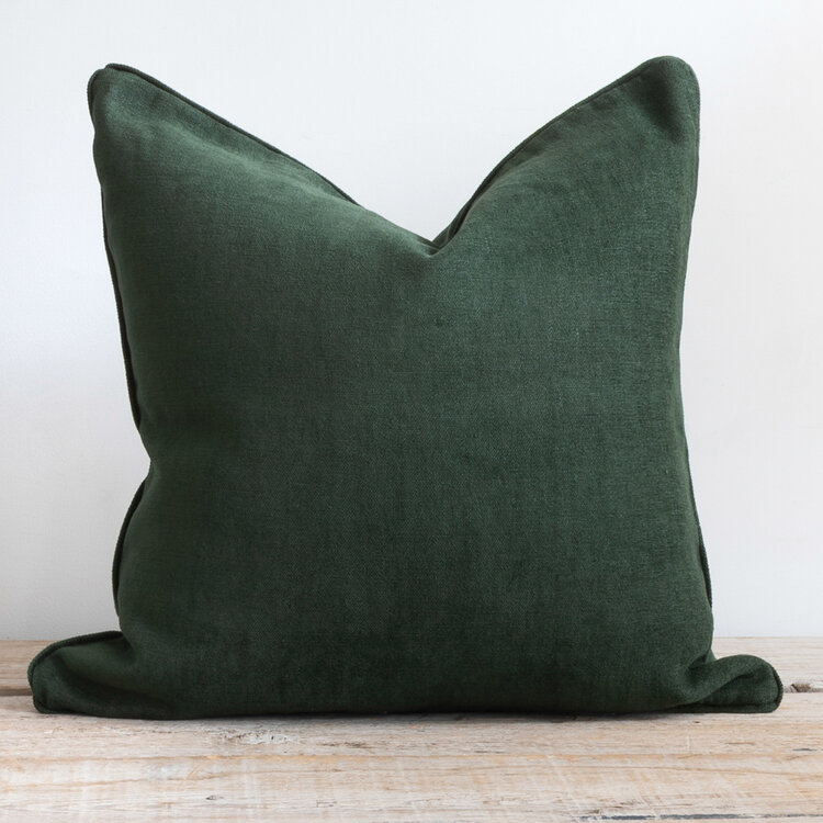 Bérengère Leroy Verone Cushion in Avocat Green