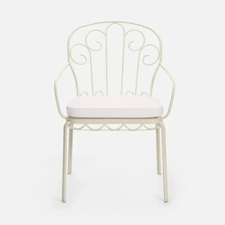 Esmeralda Outdoor Dining Chair with seat cushion