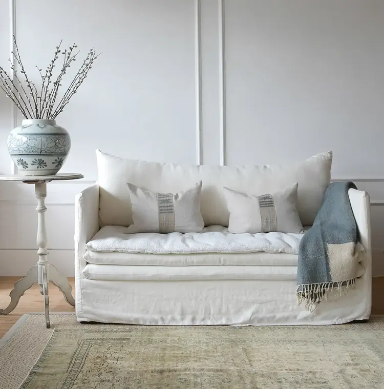 Bérengère Leroy Endless Nights Loveseat