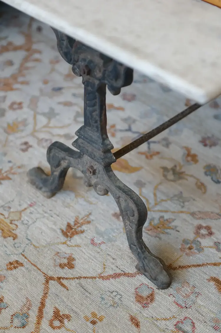 Britannia Rug in Solstice