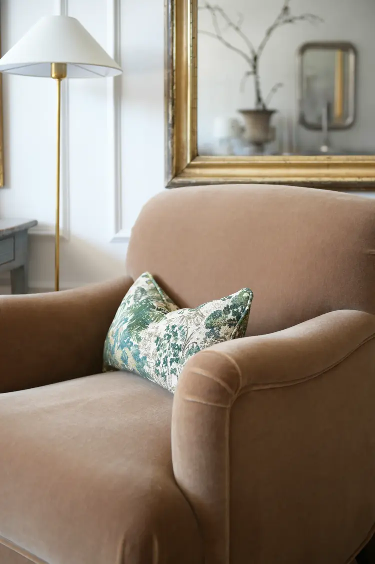 Gild & Co. Cotswolds Chair in Caramel Mohair