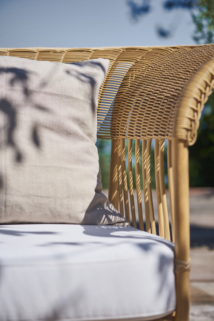Belladonna Exterior Sofa