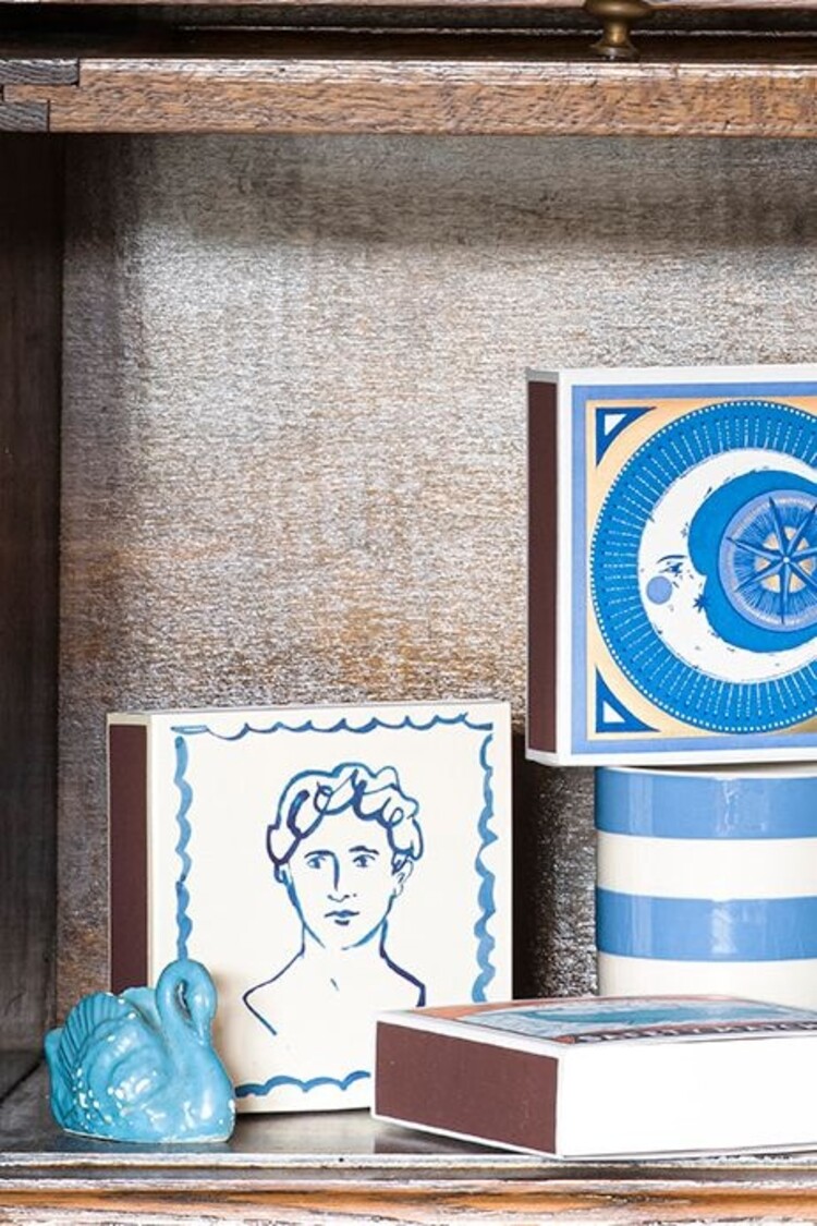 Archivist Handsome Matches – Luxury Long Matches