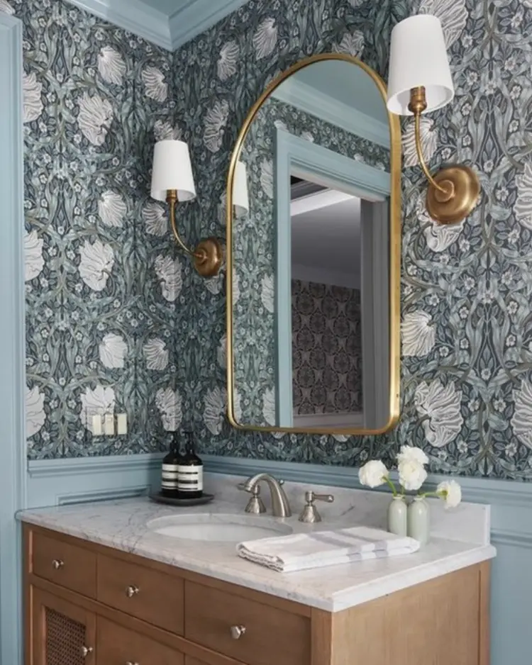 Vendome 16" Cordless Single Sconce