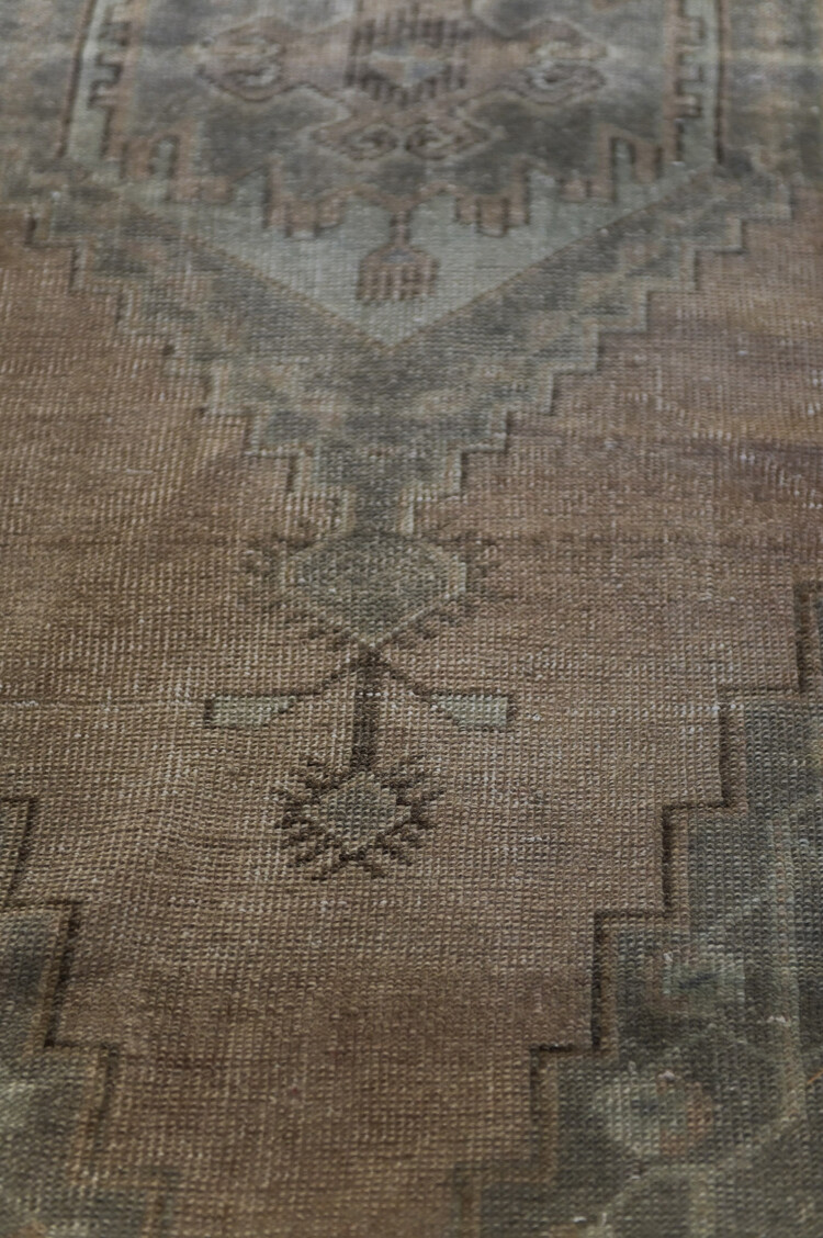 Vintage Turkish Wool Rug 3'8" x 7'7"