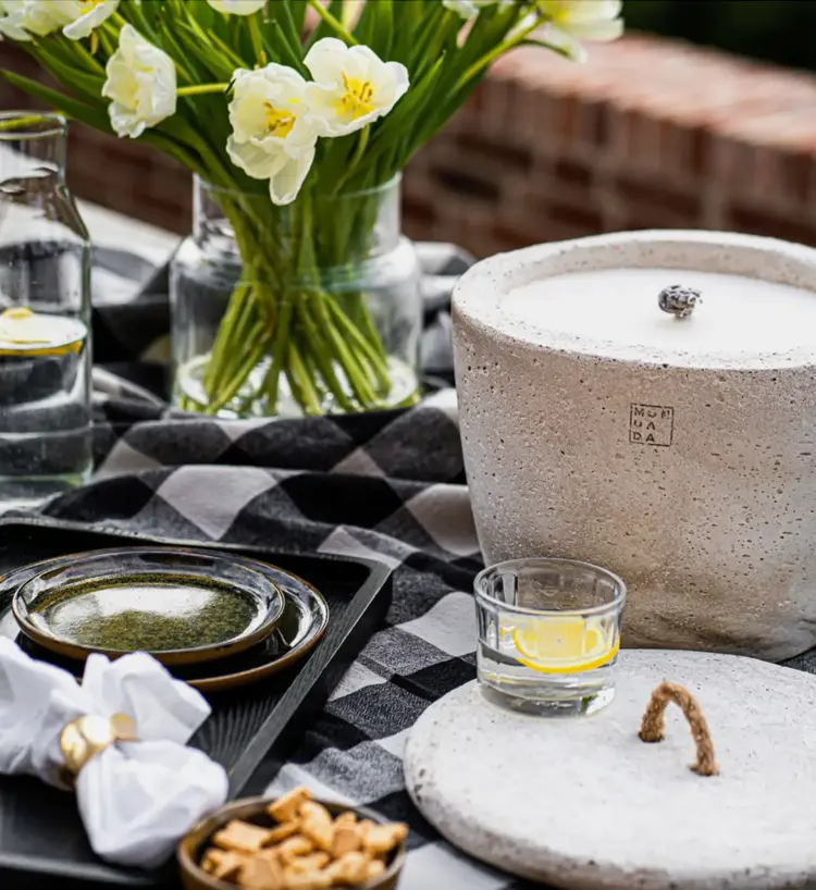 Outdoor Neutral Candle Large with Lid