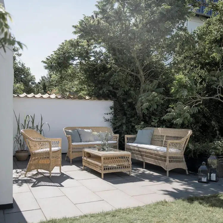 Charlot Outdoor Chair