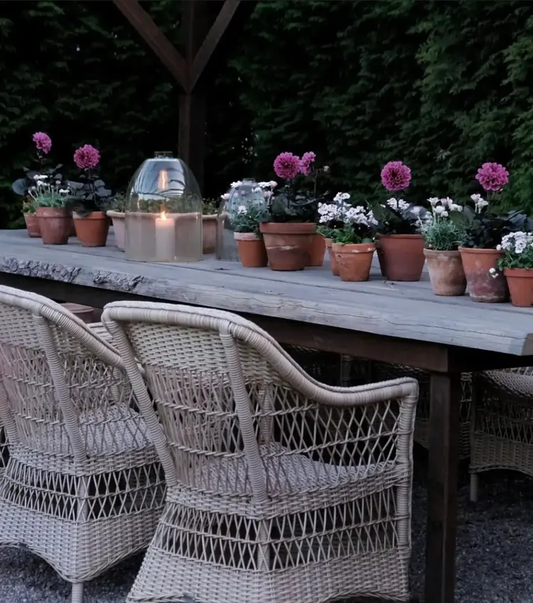 Charlot Outdoor Chair