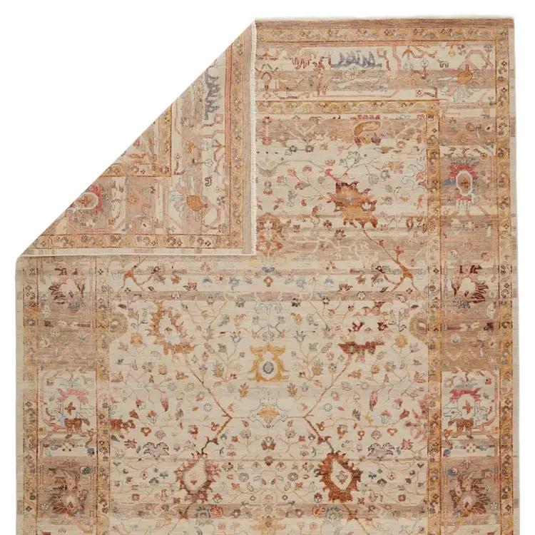 Britannia Rug in Solstice