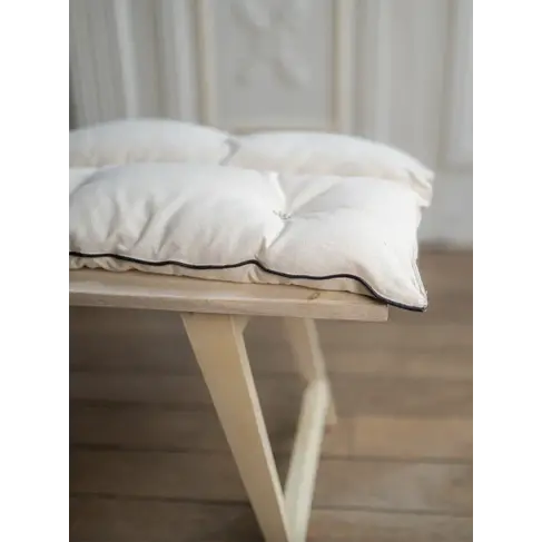 Overlay Mattress with Black Piping